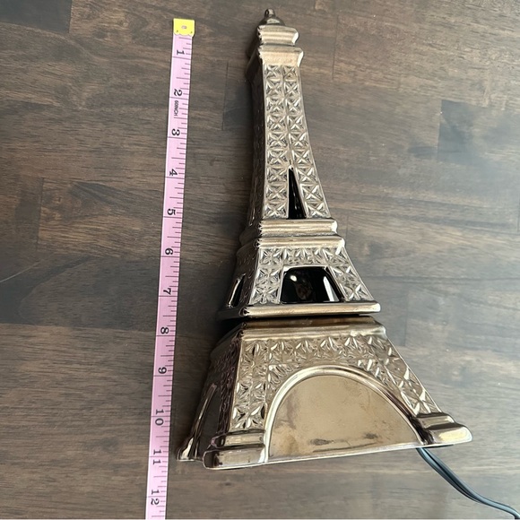 Midnight in Paris Eiffel Tower Scenty Wax Warmer (Discontinued 2018) - Picture 4 of 10